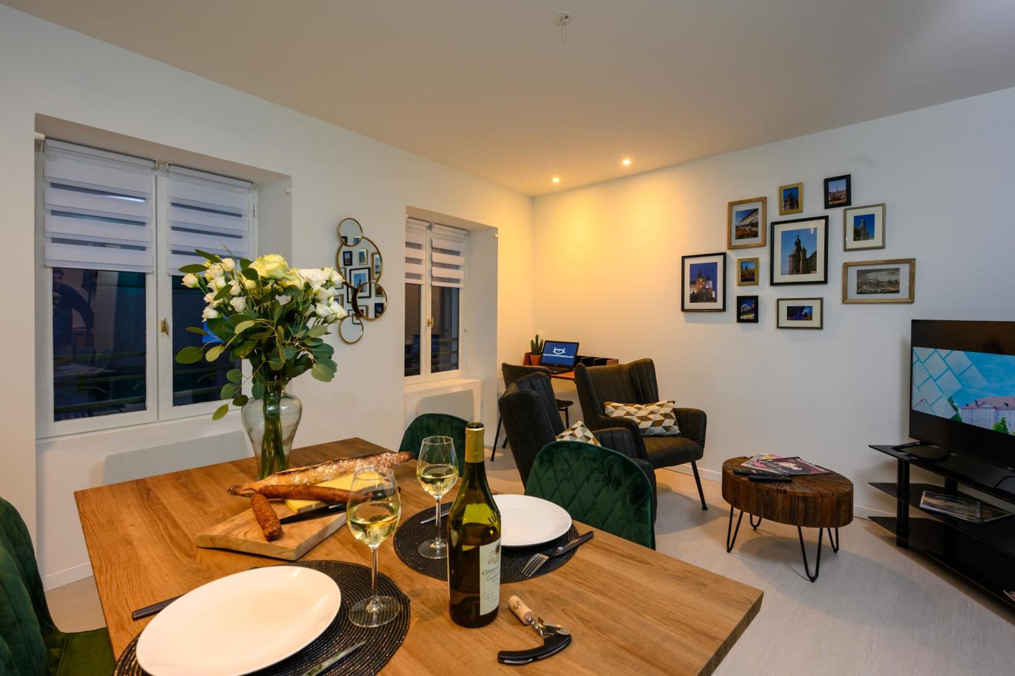 Cozy F2 40M2 Appartement Climatise Chateau Montbeliard Ngoại thất bức ảnh